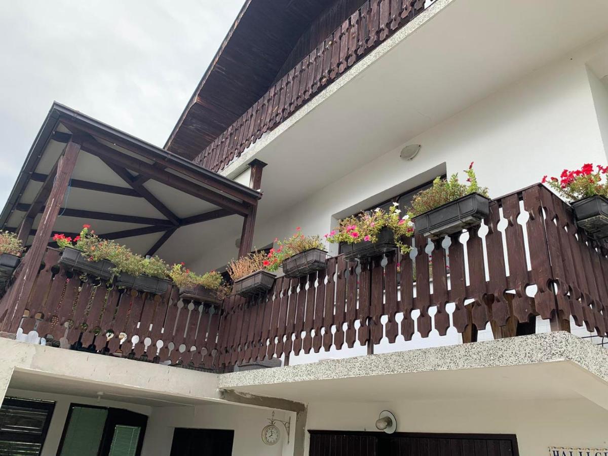 Guest House Husejn Dubrave Gornje Exterior foto